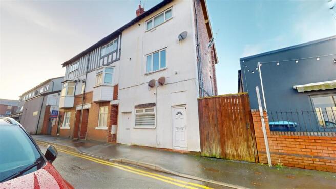 Stanley Street For Sale