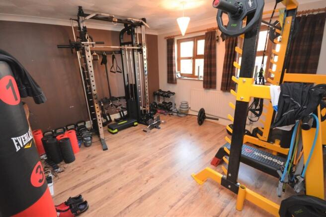 Photo 9