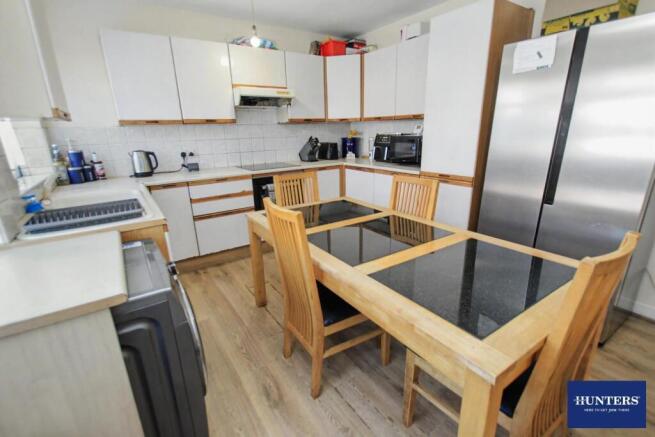 3 bed Terraced for sale Image 7