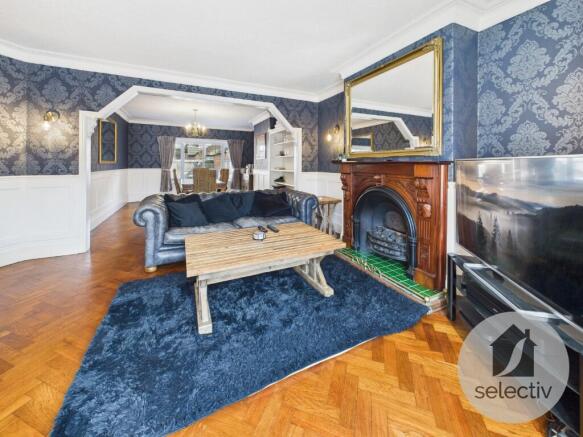 4 bed Semi-Detached for sale Image 6