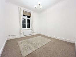 Flat 7, 61, Upton Park, Slough SL1 2GD