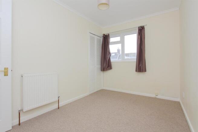 11 lees close ph19.JPG