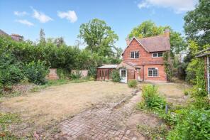 Bassett Lodge, Granville Road, Weybridge KT13 0QG