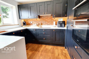 46, Astley Road, Leicester LE9 7BH