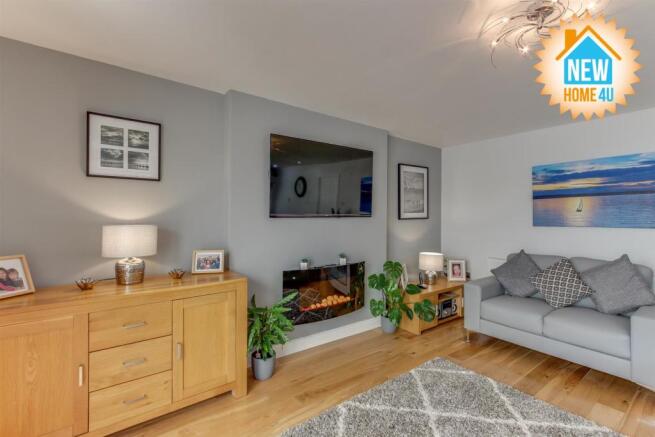 KITCHEN / LIVING / DINING ROOM: