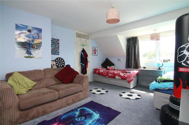 3 bed Semi-Detached for sale Image 12