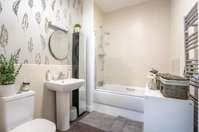 3 bed Terraced for sale Image 10