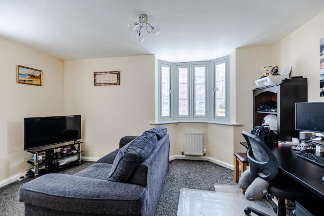 4 bed Semi-Detached for sale Image 6