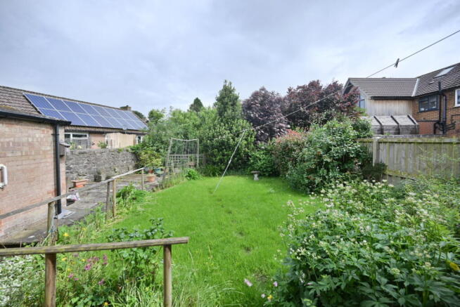 3 bed Semi-Detached for sale Image 4