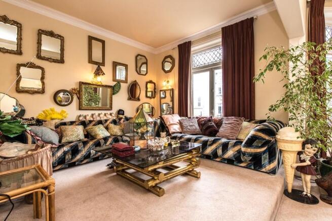 reception room 2
