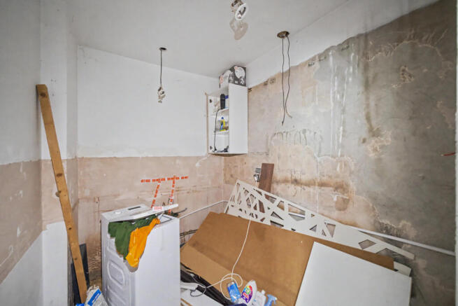 Flat 1, 97A Earls Court Road, Kensington, London, W8 6QH