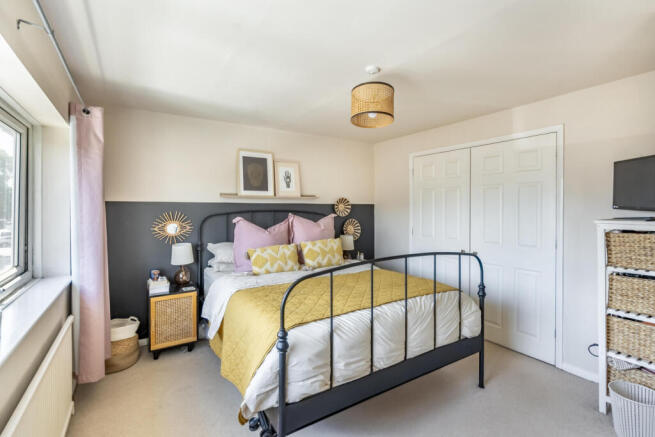 2 bed Town House for sale Image 8