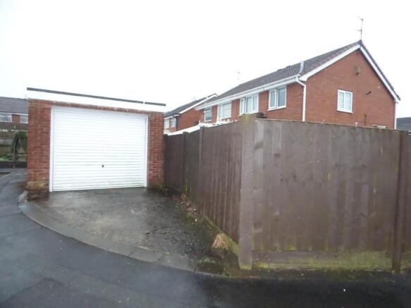 Detached Garage