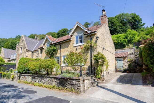 Wegelia_Cottage1.jpg