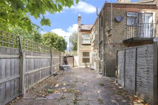 Warner Road, Walthamstow, London, E17 photo 4