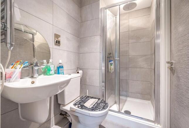 Main Bathroom