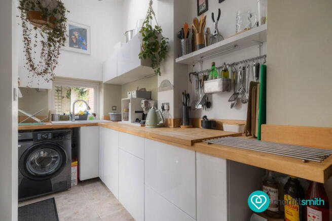 4 bed Terraced for sale Image 5