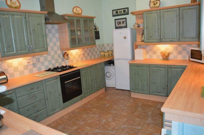 Photo 11