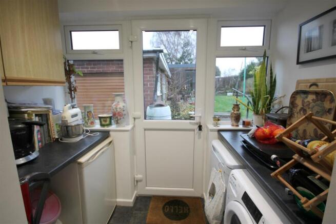 3 bed Semi-Detached for sale Image 7