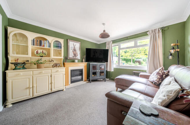 Rackfield, Haslemere, Surrey, GU27 photo 4