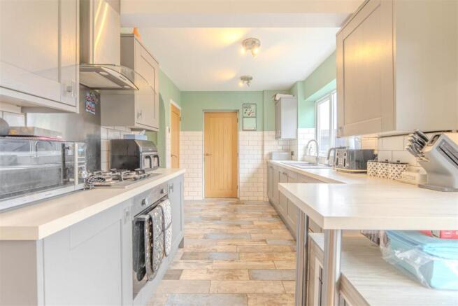 Marlow Close, Dudley photo 4