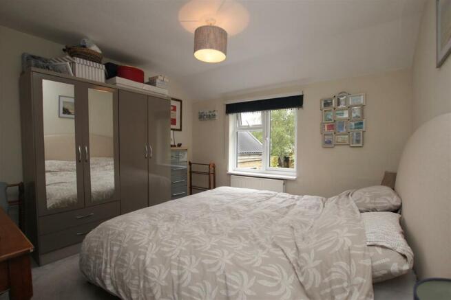 45 Main bed 1.JPG
