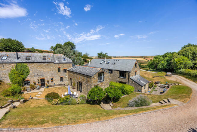 A07 - The Hayloft 3 Winslade Court Frogmore - 2607