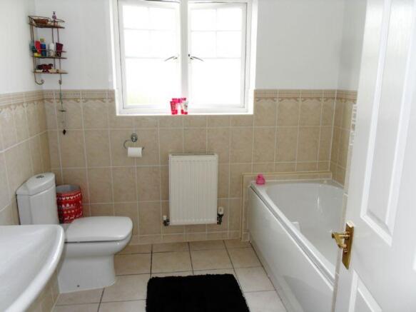 Photo 10