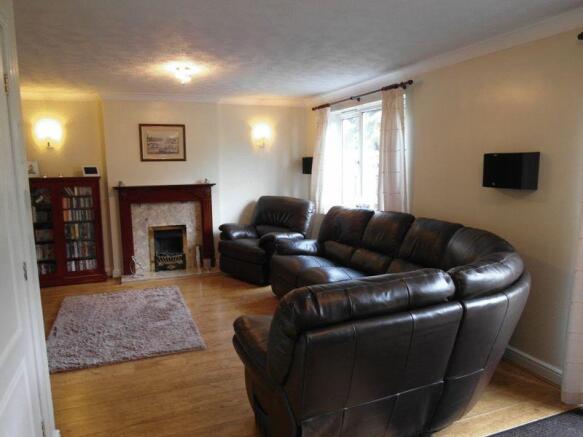 Living/Dining Room