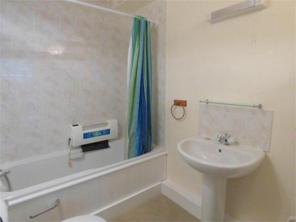 Photo 11