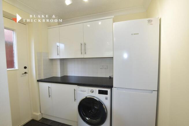 Pevensey Drive, Clacton-on-Sea, Essex, CO15 1XR photo 4