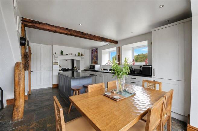3 bed Terraced for sale Image 6