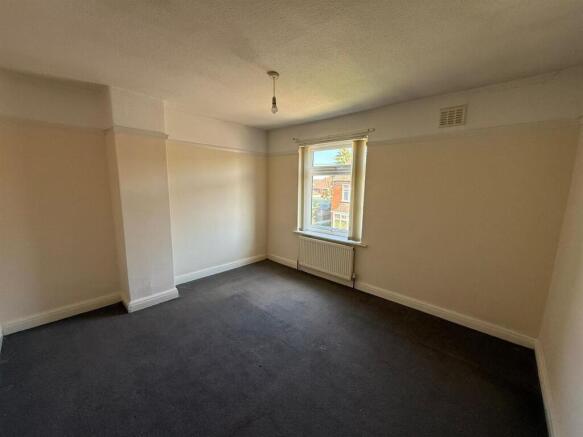 2 bed House to rent Image 6