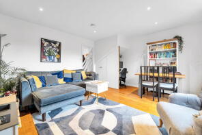 15, Jefferson Close, London W13 9XJ