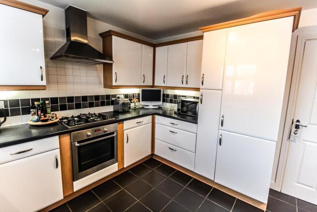 Kitchen 4