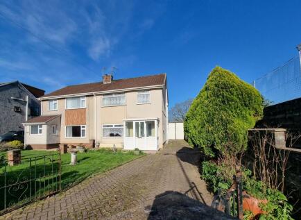Lewis Avenue, Bridgend, CF31