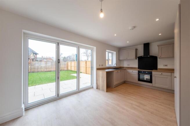 94 and 96 Pipers Lane-007.jpg