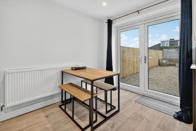 2 bed Bungalow for sale Image 6