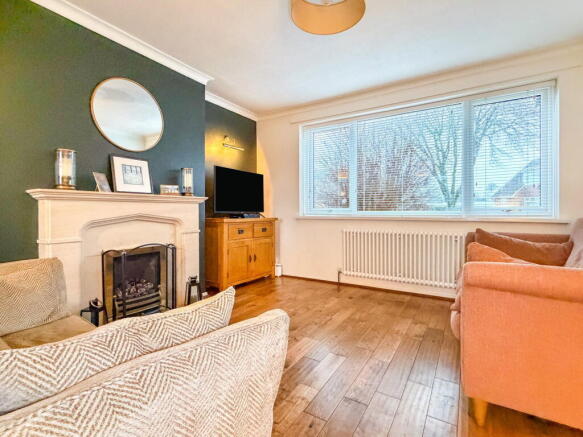 3 bed Semi-Detached for sale Image 9