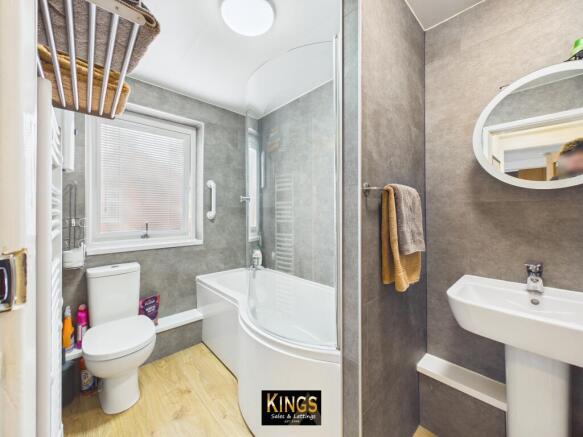 2 bed Apartment for sale Image 9