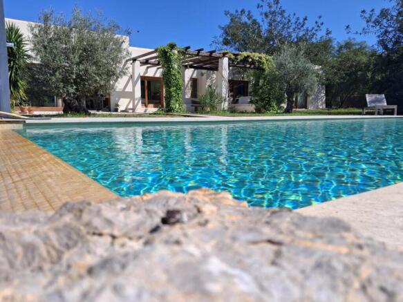 Swimming pool