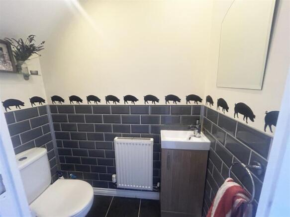 CLOAKROOM
