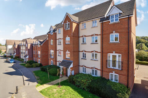 Garstons Way, Holybourne, Alton, Hampshire, GU34