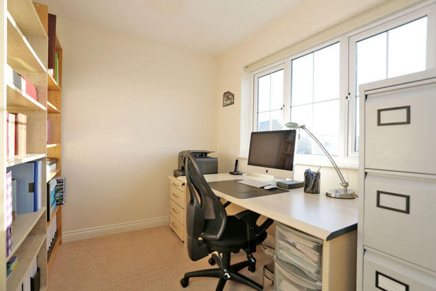 Coutens Park Bedroom