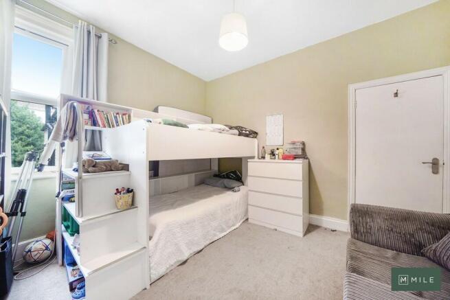 87 Drayton Road -...