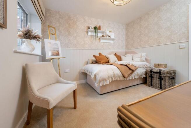 Show home bedroom / hobby room