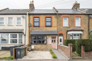7, Ainslie Wood Road, London E4 9BX