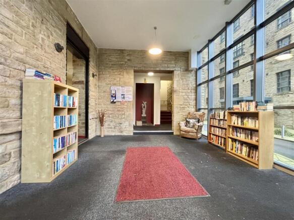 1 bed Apartment for sale Image 8
