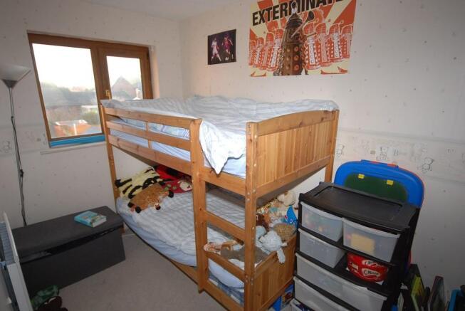 BEDROOM 2
