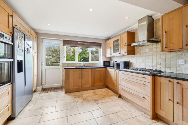 Alderbury Road, Stansted, Essex, CM24 photo 4